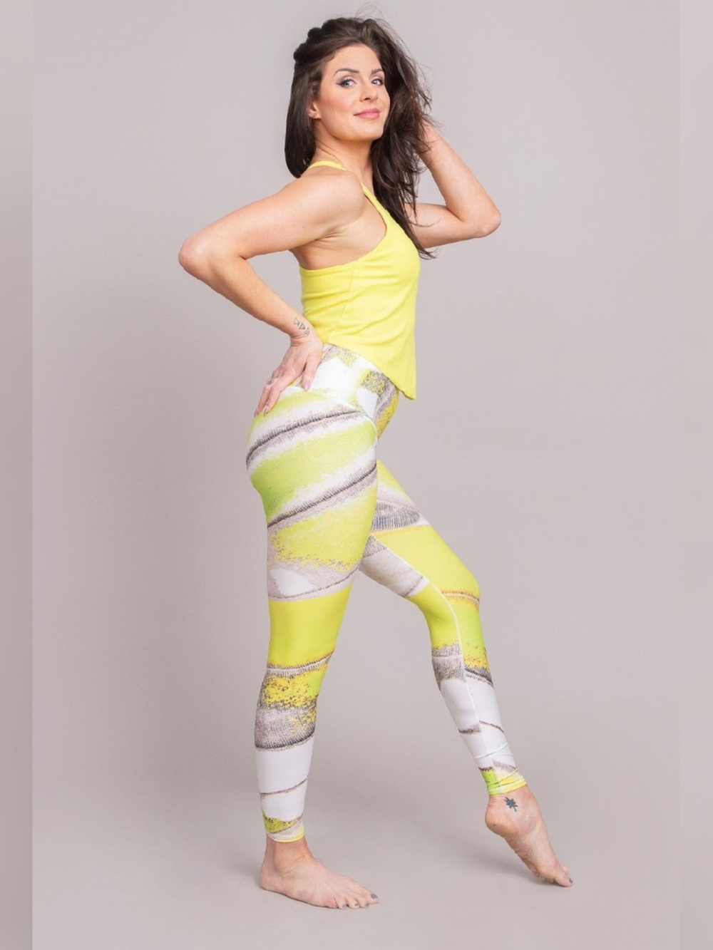 Niyama Sol Neon Flutter Barefoot Leggings XS